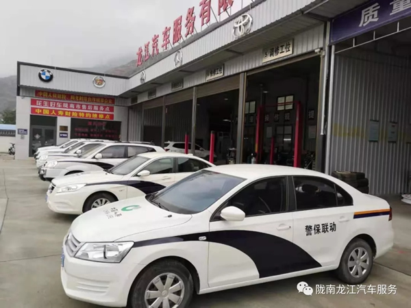 金錘鈑金，銀槍噴漆！龍江汽修值得信賴！